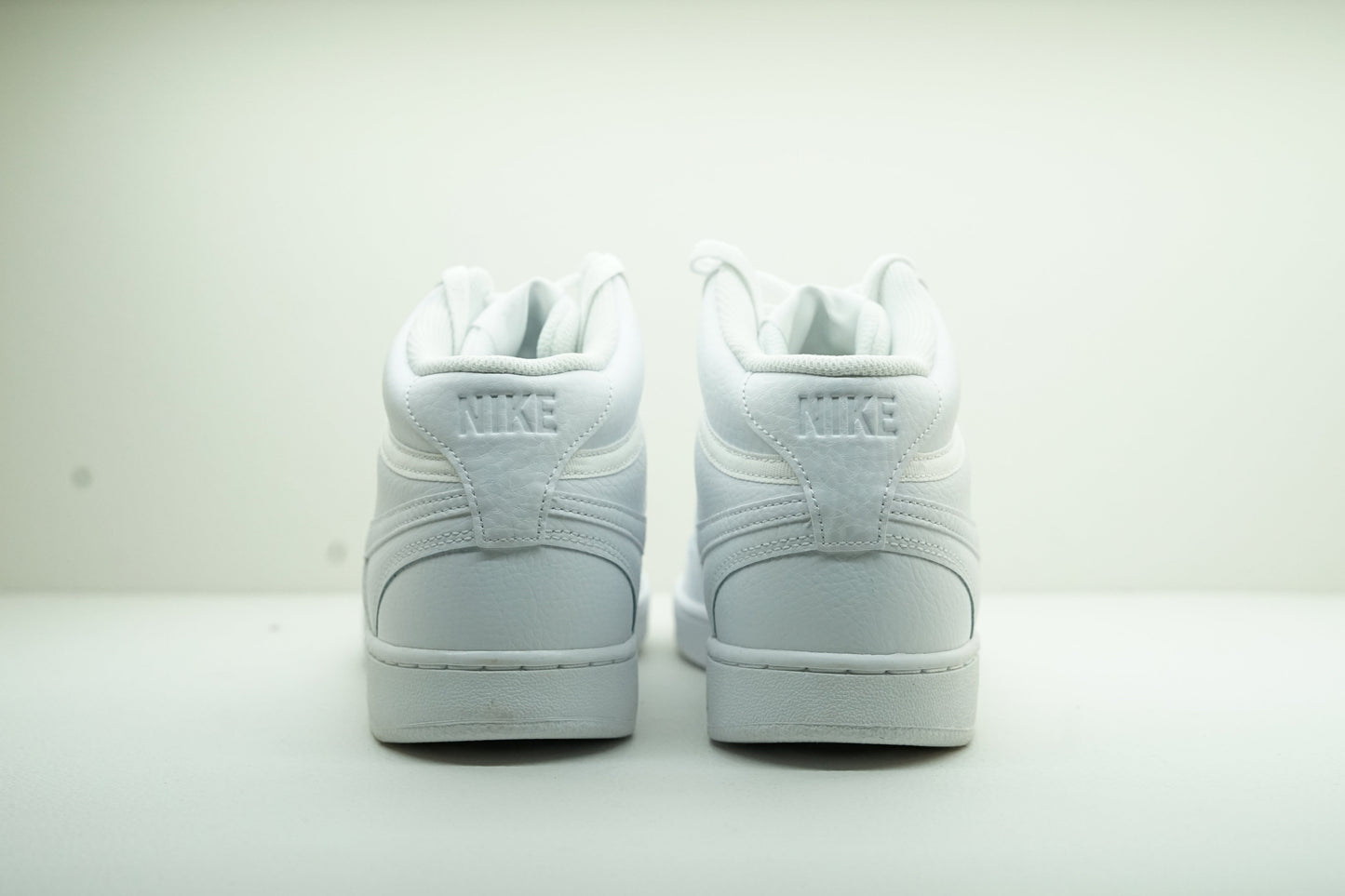 NIKE COURT VISION MID