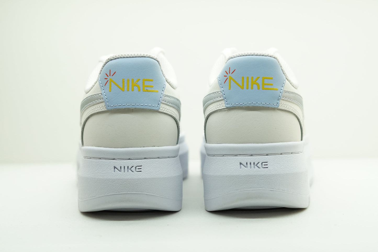 NIKE COURT VISION ALTA