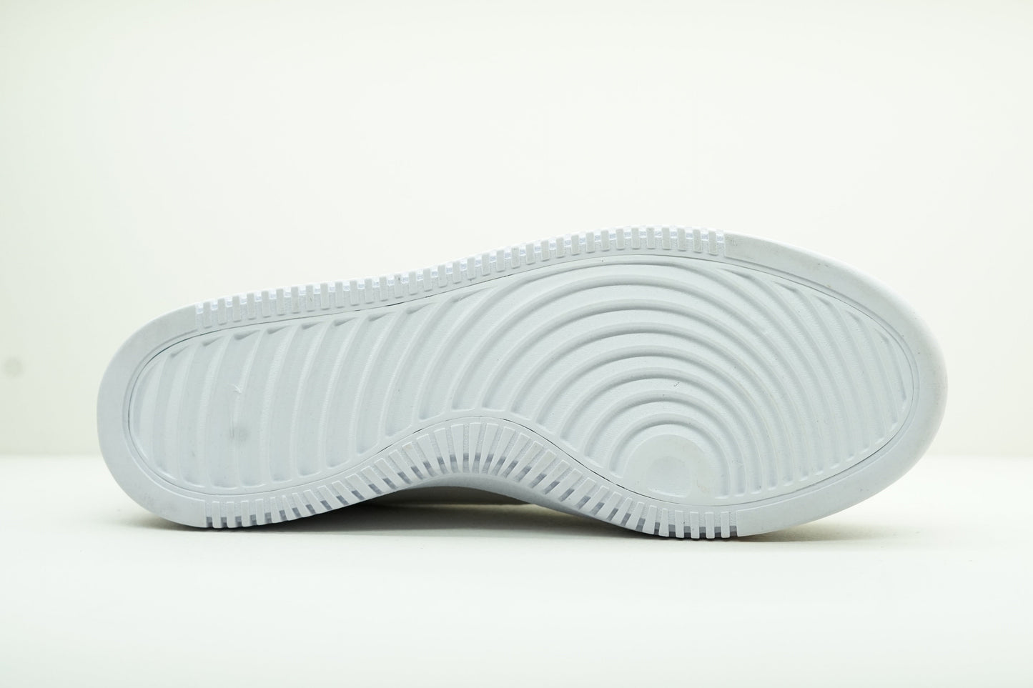 NIKE COURT VISION ALTA