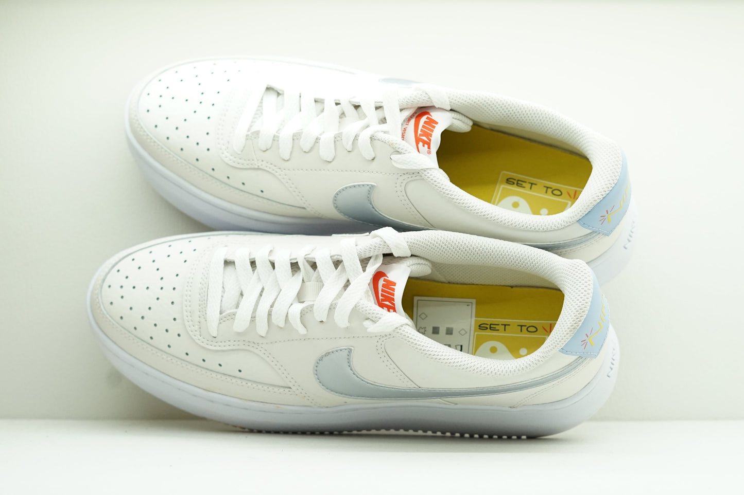 NIKE COURT VISION ALTA