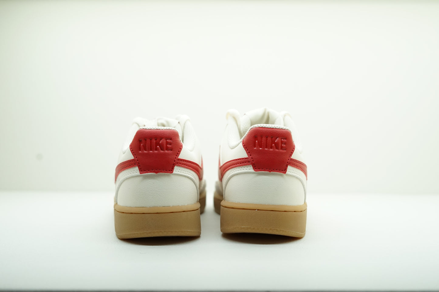 NIKE COURT VISION LOW