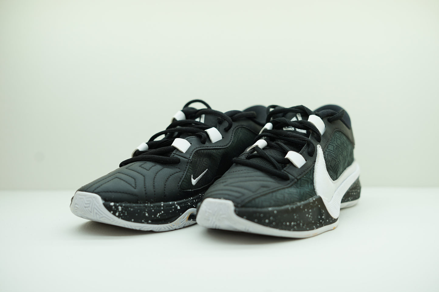 NIKE ZOOM FREAK 5
