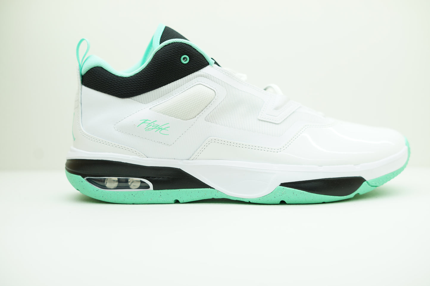 JORDAN STAY LOYAL 3