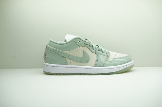 AIR JORDAN 1 LOW SE