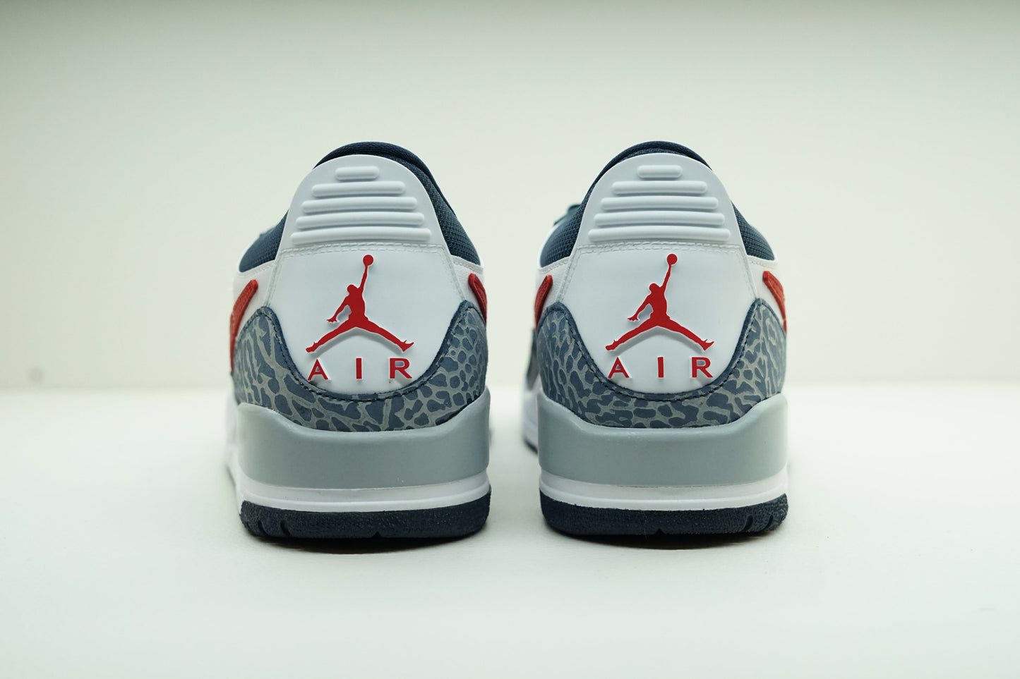 AIR JORDAN LEGACY 312 LOW