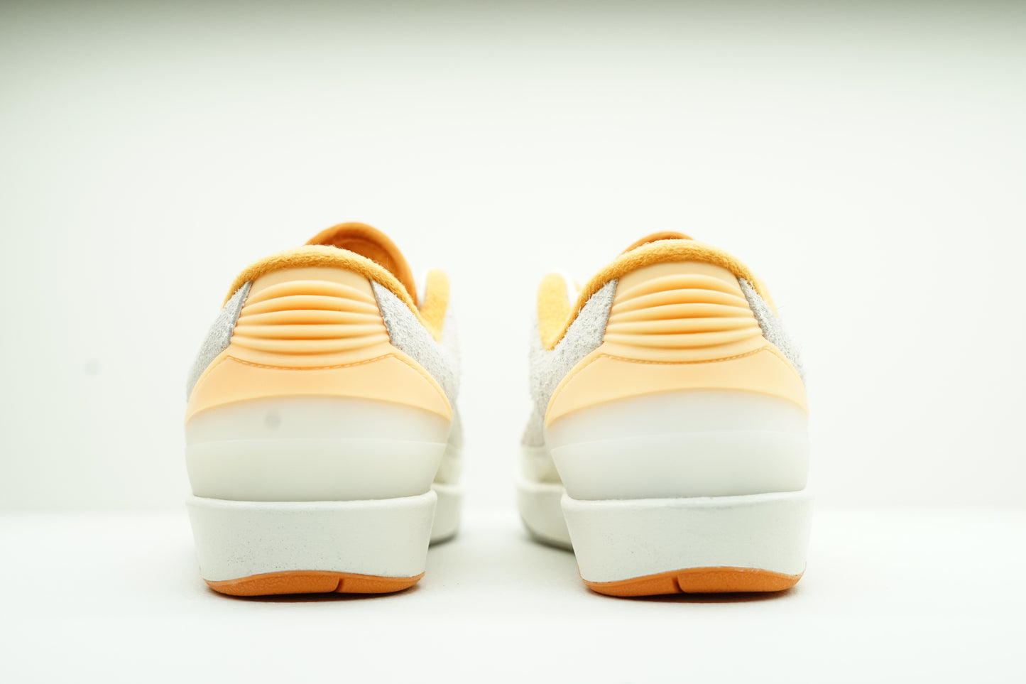 AIR JORDAN 2 RETRO LOW