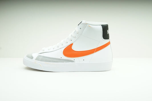 NIKE BLAZER MID ´77 GS