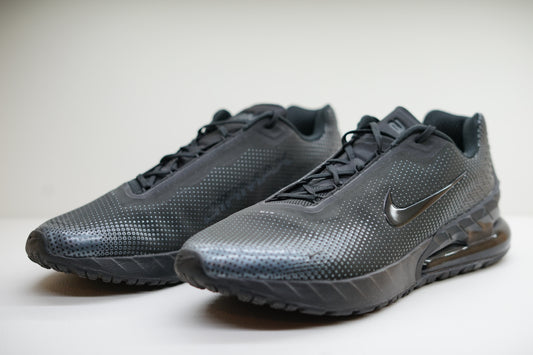 NIKE AIR MAX PHOENIX