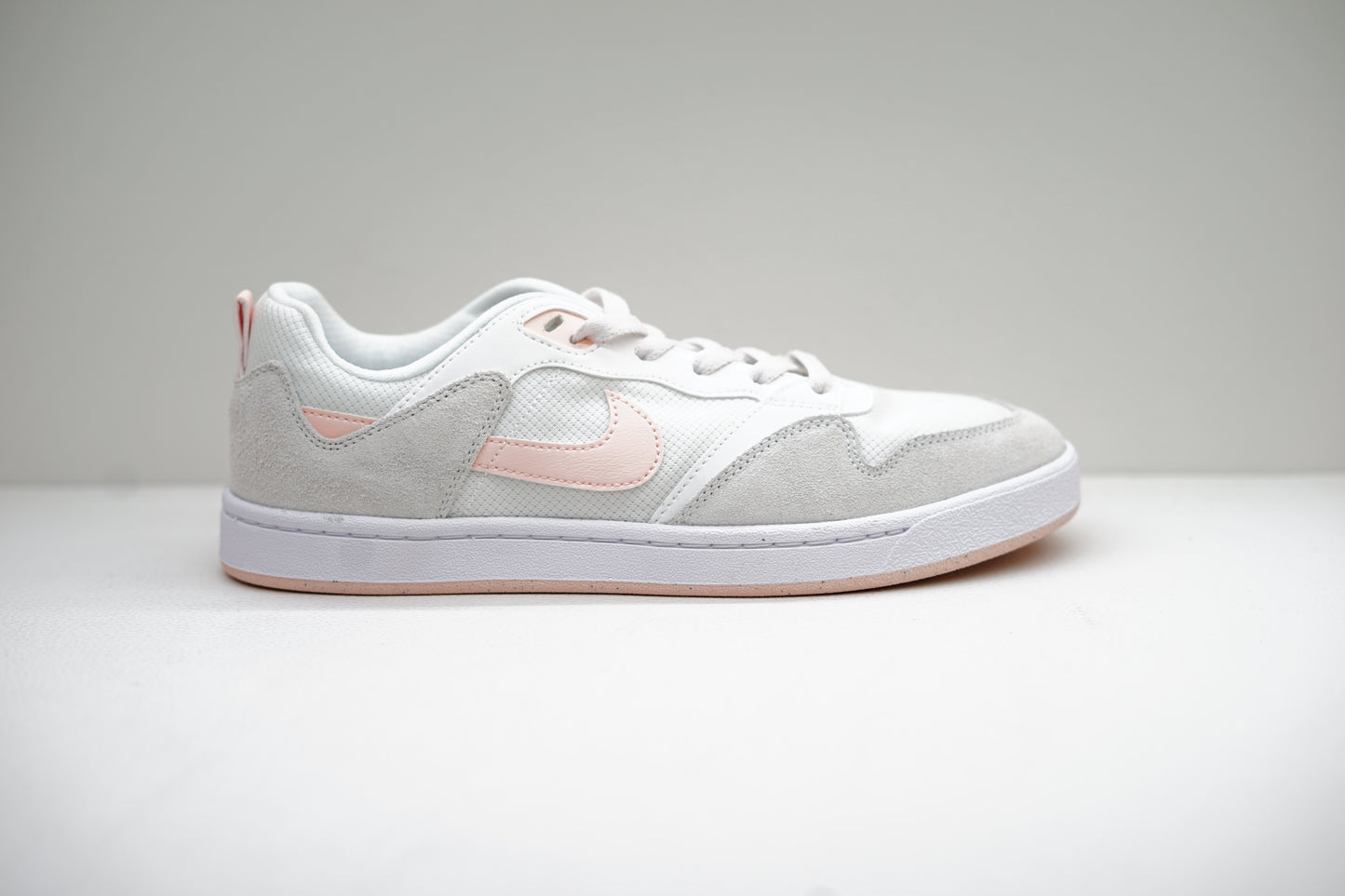 NIKE SB ALLEYOOP SUMMIT