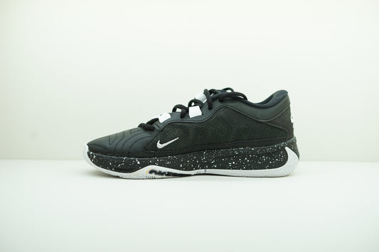 NIKE ZOOM FREAK 5
