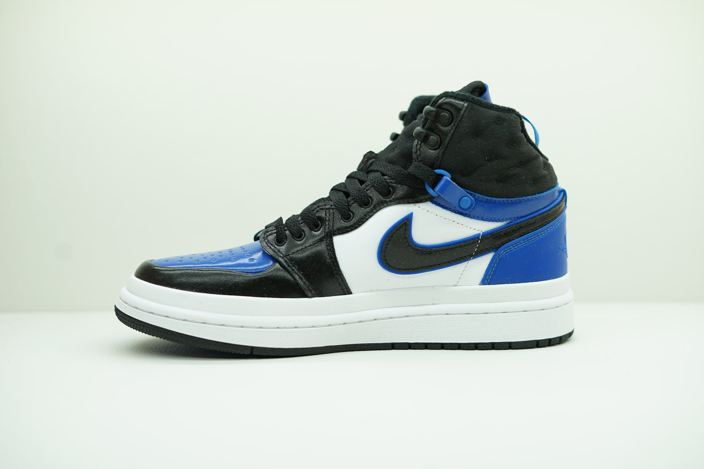 AIR JORDAN ACCLIMATE