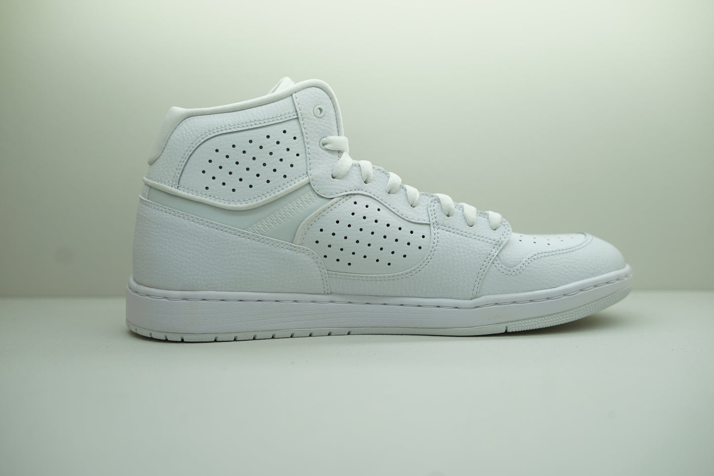 JORDAN ACCESS WHITE